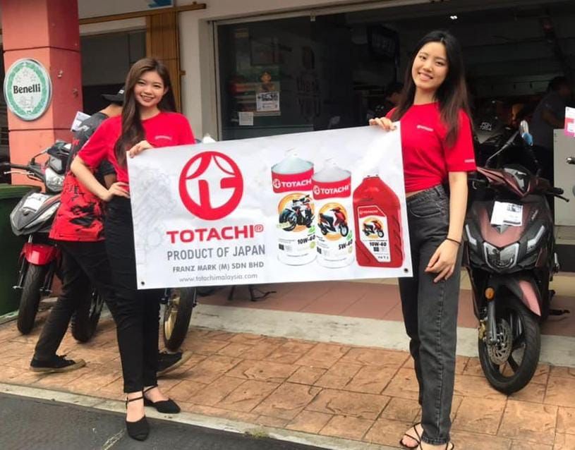 Totachi Product with Banner